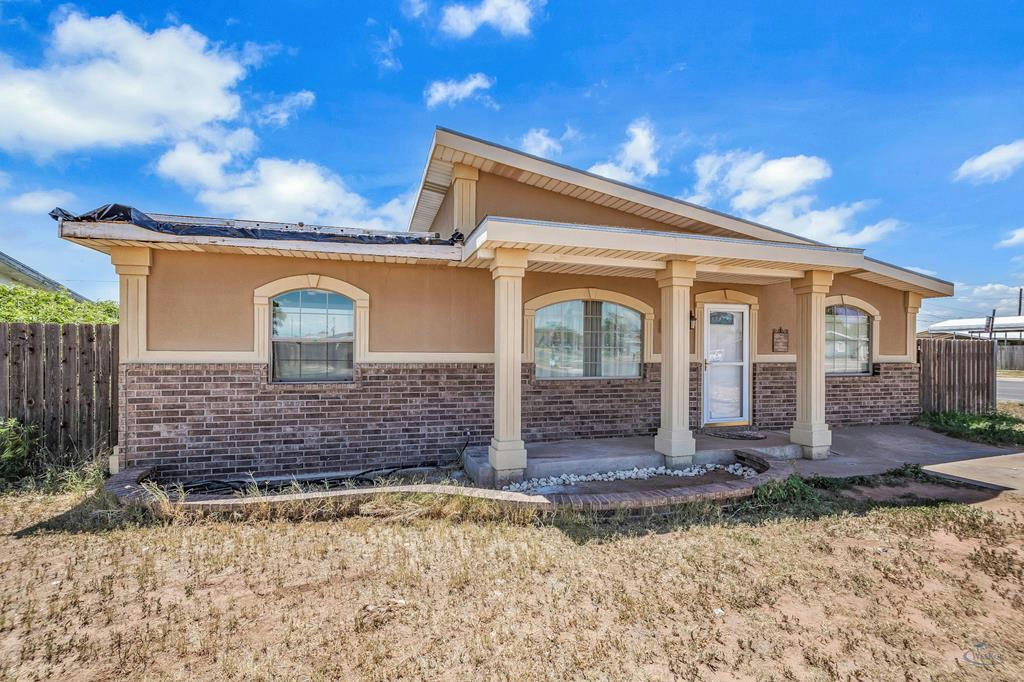 700 RAYMOND RD, MIDLAND, TX 79703, photo 1 of 10