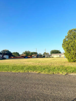 300 N MAIN ST, COAHOMA, TX 79511 - Image 1