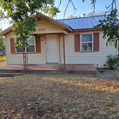 2505 28TH ST, SNYDER, TX 79549 - Image 1