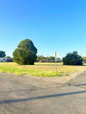 300 N MAIN ST, COAHOMA, TX 79511 - Image 1